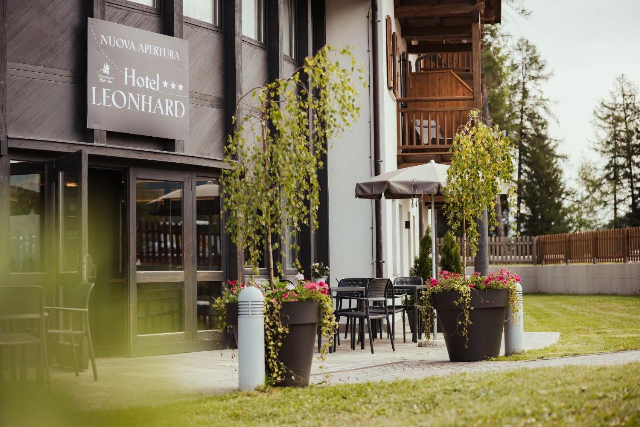 Hotel Leonard Nova Ponente Eksteriør bilde