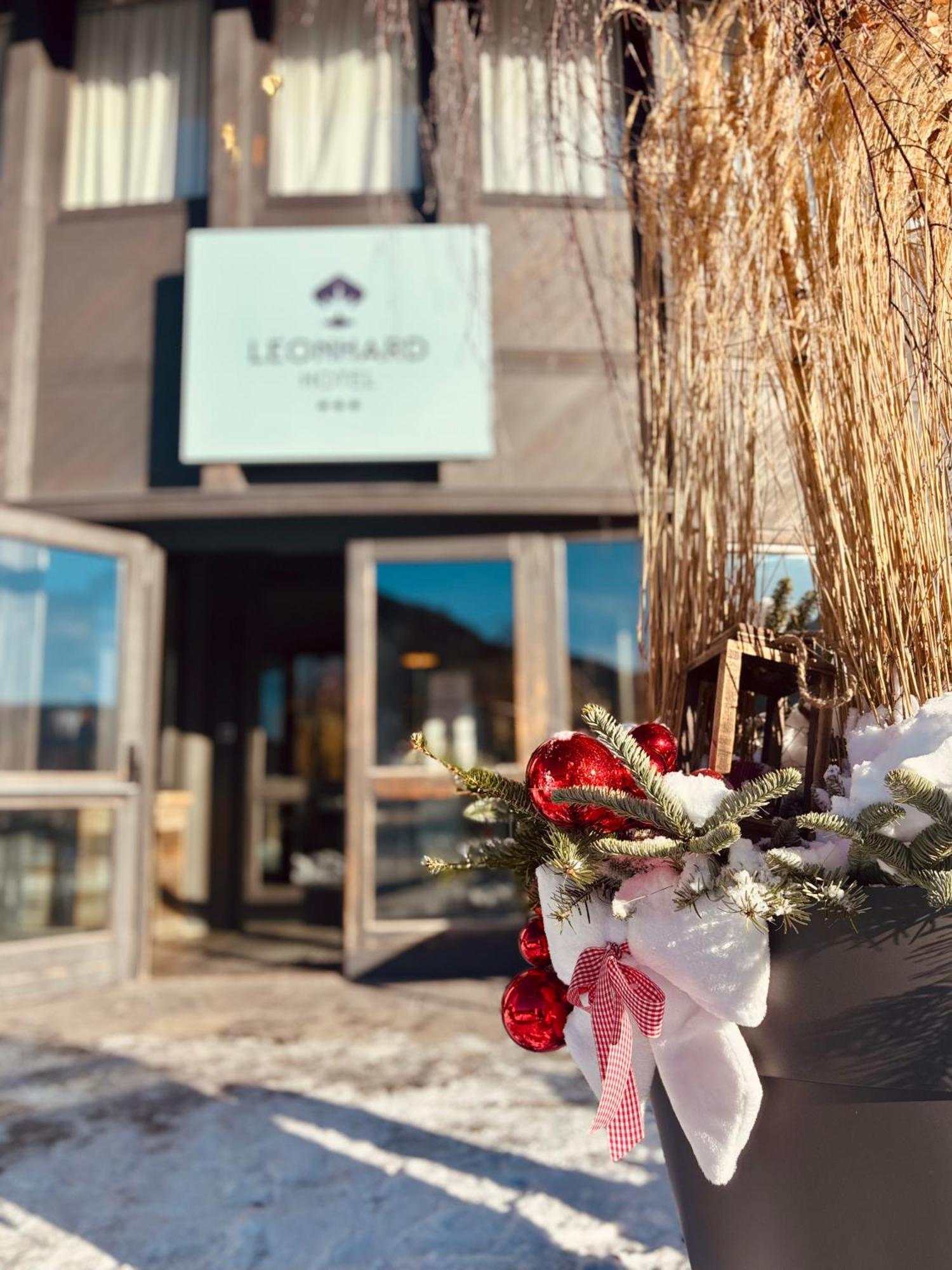 Hotel Leonard Nova Ponente Eksteriør bilde